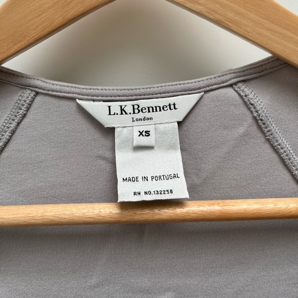 L.K. BENNETT structured top XS - Picture 3 of 5